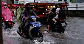 Diễn biến đợt mưa dông diện rộng tại TPHCM những ngày tới