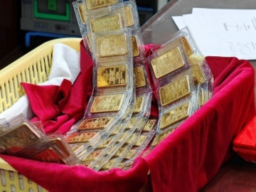 Giá vàng bất ngờ quay đầu sau chuỗi tăng liên tiếp: Chuyện gì đã xảy ra?