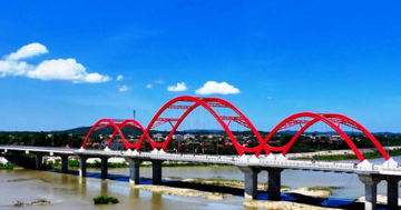 Hôm nay, cây cầu vòm thép đầu tiên của tỉnh Quảng Ngãi chính thức khánh thành