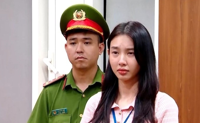 Ch&iacute;nh thức truy tố hoa hậu Th&ugrave;y Ti&ecirc;n, Quang Linh Vlogs - ảnh 1