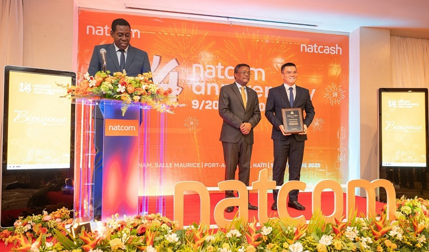 Lần đầu tiên trong lịch sử doanh nghiệp tại Haiti, Viettel được Tổng thống đích thân tới thăm