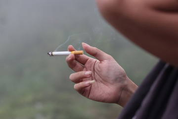 Cảnh báo nguy cơ rối loạn sinh sản ở cả nam và nữ do thuốc lá