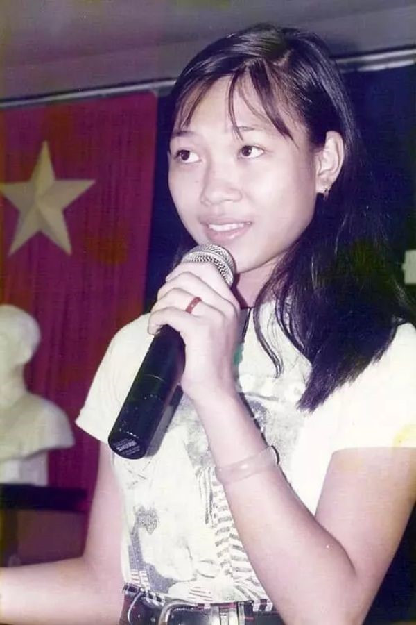 Giọng ca quê Đà Nẵng được giao nhiệm vụ quan trọng tại A80: Là thủ khoa, được học bổng du học, giàu sự khiến nhiều người mơ ước - ảnh 4
