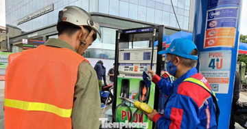 Sau 1 tháng thí điểm, xăng E10 tiêu thụ ra sao?