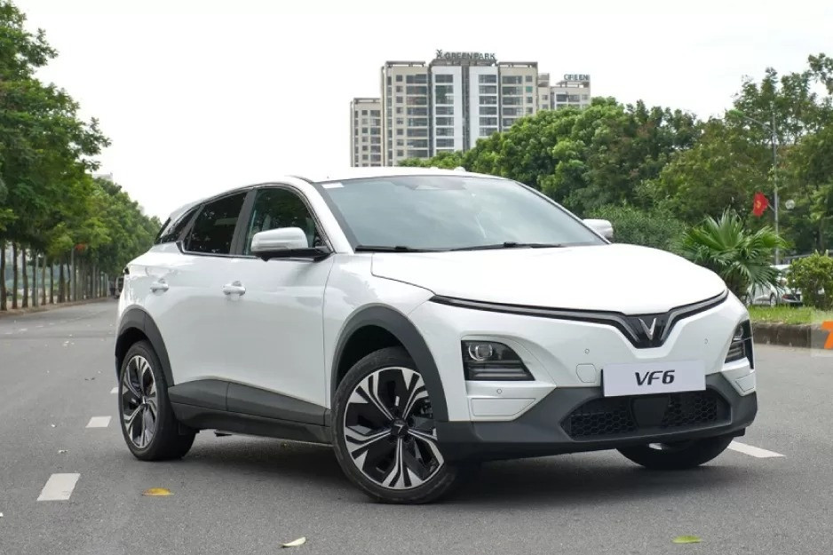 Được mệnh danh ‘siêu SUV cỡ B’, VinFast VF 6 trong 8 tháng đầu năm 2025 bán được bao nhiêu xe khi phân khúc SUV đang ‘nóng rực’? Được mệnh danh ‘siêu SUV cỡ B’, VinFast VF 6 trong 8 tháng đầu năm 2025 bán được bao nhiêu xe khi phân khúc SUV đang ‘nóng rực’?