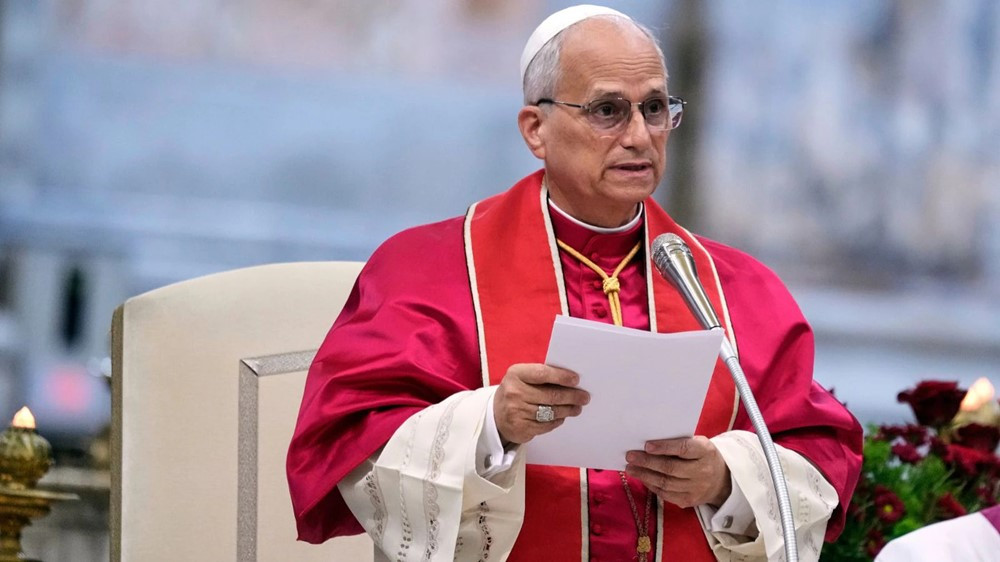 Giáo hoàng Leo cảnh báo thế giới sẽ ‘gặp rắc rối lớn’ nếu Elon Musk trở thành tỷ phú nghìn tỷ đầu tiên - ảnh 1