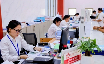 Quảng Ninh đề xuất hỗ trợ tối đa 3 triệu đồng/tháng cho cán bộ đi làm xa