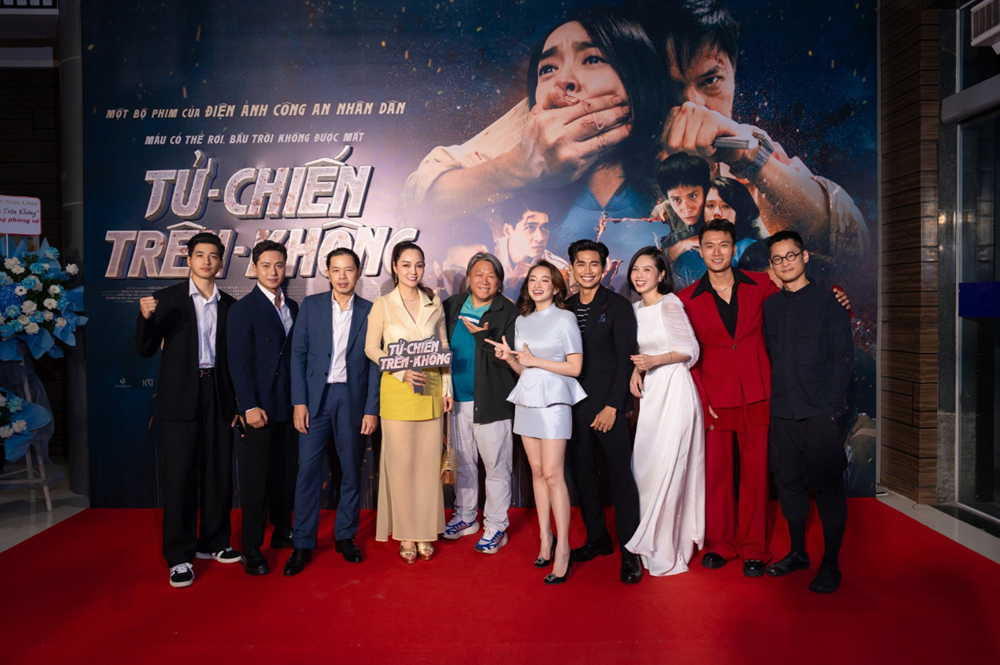 Nhà sản xuất ‘Tử chiến trên không’ ra thông báo khẩn - ảnh 1