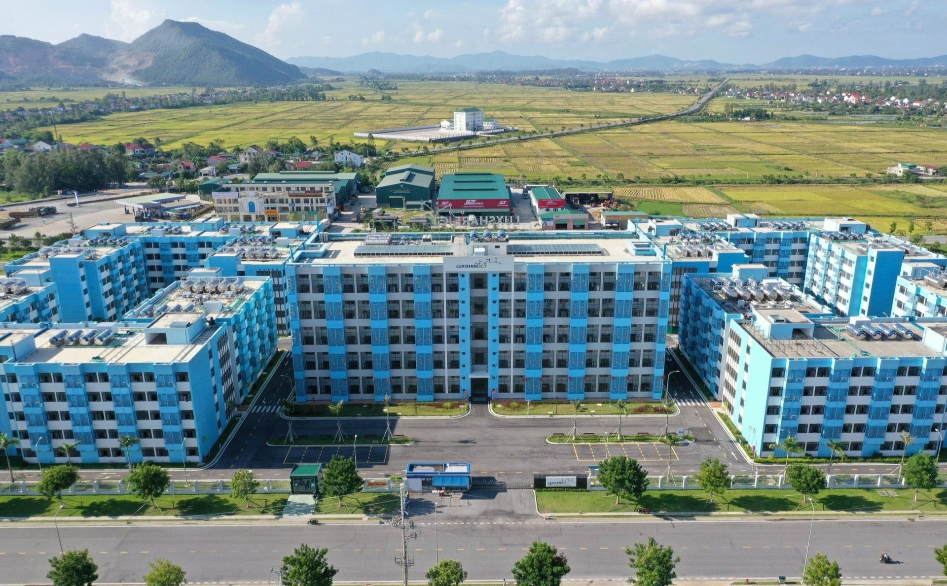 Hà Nội đề xuất hỗ trợ 50% chi phí đối với chủ đầu tư làm hạ tầng dự án NOXH- Ảnh 1.