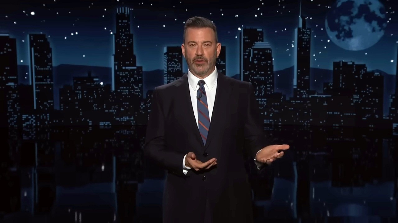 Jimmy Kimmel dùng vụ ám sát Charlie Kirk để châm chọc ông Trump và MAGA. 3.jpg