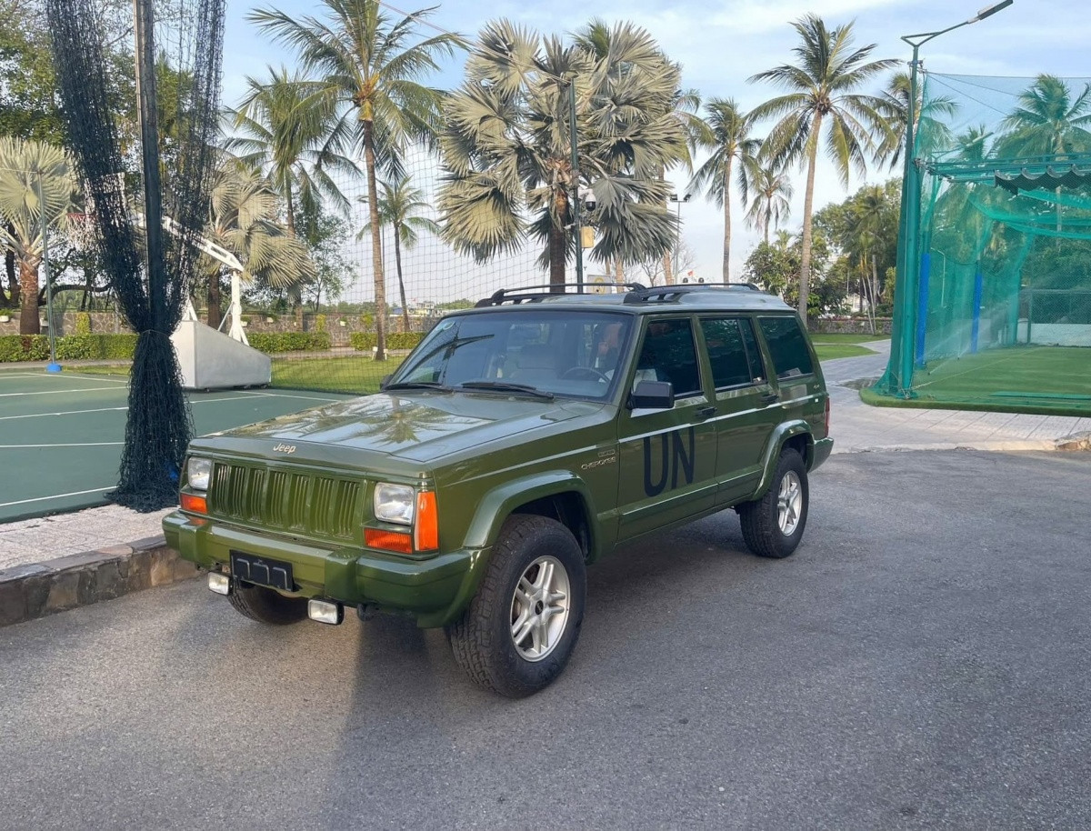 ‘Hàng độc’ của ông Đặng Lê Nguyên Vũ sản xuất hơn 2 thập kỷ trước nhưng chưa chạy hết rô-đa: Chỉ 1.600km, diện mạo nhìn 'yêu luôn'