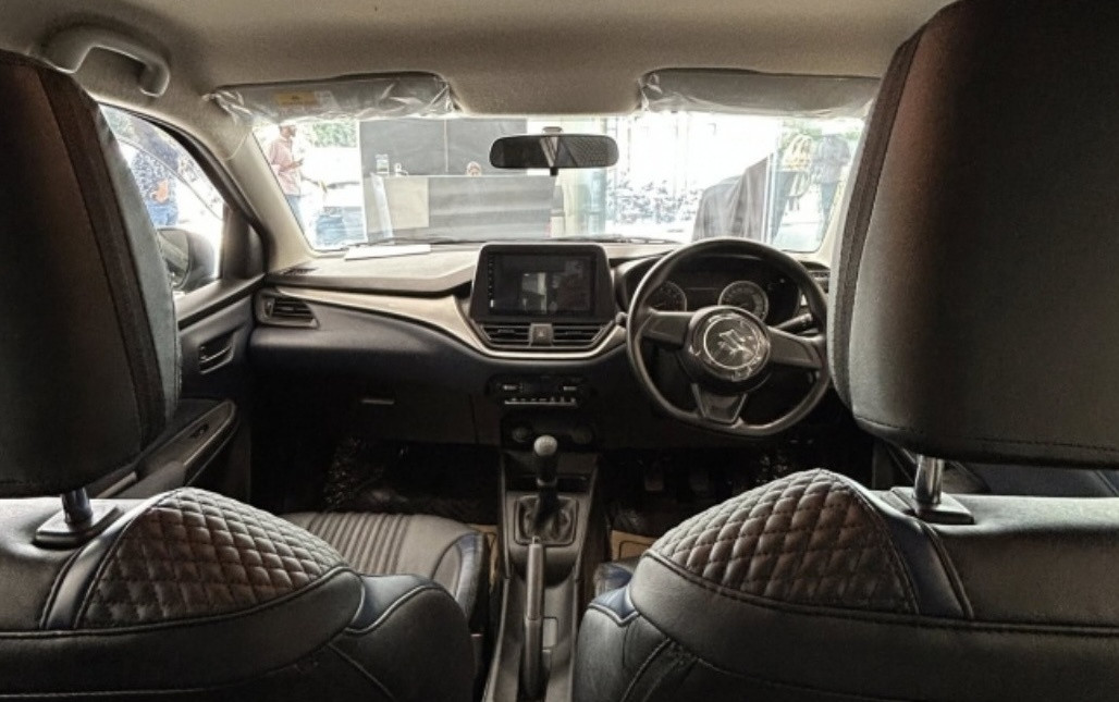 Suzuki ‘tất tay’ với mẫu hatchback cỡ B giá chỉ 180 triệu: Tất cả các phiên bản đều 6 túi khí, thiết kế đẹp, dễ cho Hyundai i10 về nhì