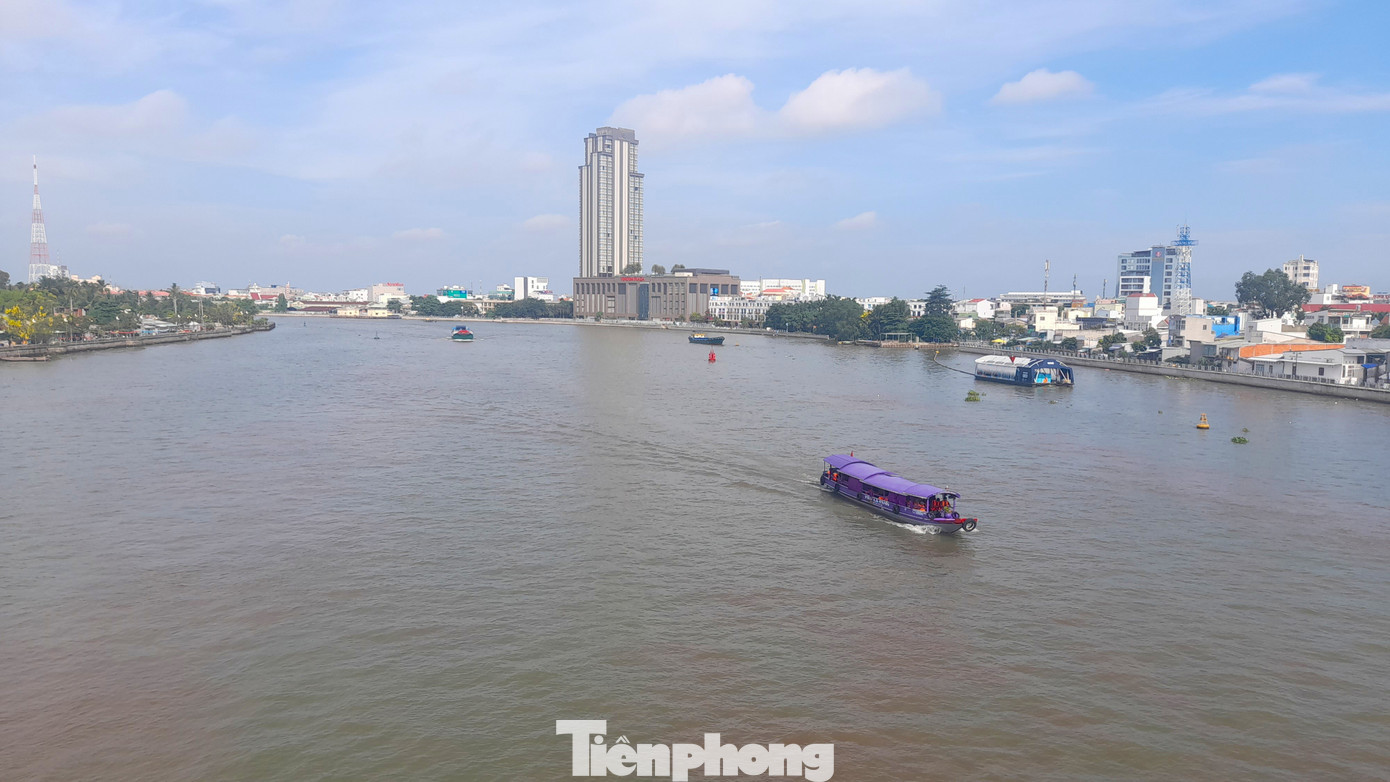 Sau hợp nhất với Hậu Giang và Sóc Trăng, TP Cần Thơ có diện tích hơn 6.300km2, dân số gần 4,2 triệu người. tp-ct-2.jpg