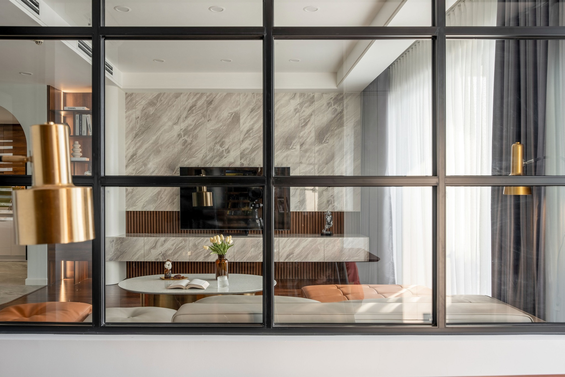 Căn hộ cũ ‘lột xác’ thành không gian sống sang trọng, hiện đại chỉ với 5 triệu đồng/m2- Ảnh 8.