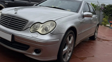Mercedes-Benz C 240 rao bán chỉ 80 triệu đồng: Cơ hội 'trả thù quá khứ' dành cho ai có ngân sách chỉ đủ mua Honda SH