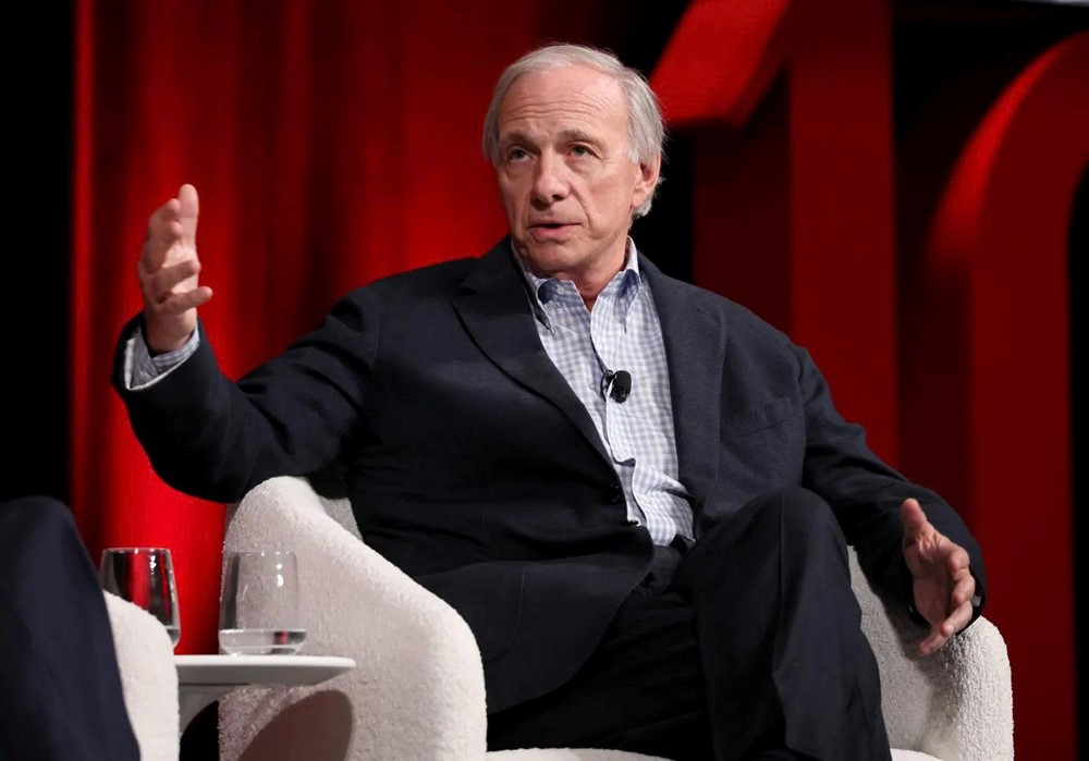 500 năm lịch sử lặp lại: Hai siêu cường đang trượt vào ‘thời kỳ tăm tối’, tỷ phú Ray Dalio cảnh báo sốc - ảnh 1