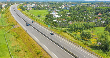 Cử tri tỉnh Quảng Ngãi phản ánh cao tốc hơn 34.500 tỷ ảnh hưởng tới việc sản xuất ruộng lúa, Bộ Xây dựng lên tiếng