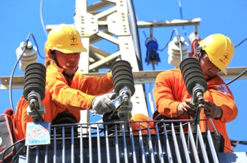 EVN đưa khoản lỗ 45.000 tỷ vào giá điện, nhóm khách hàng sản xuất công nghiệp chịu tác động mạnh nhất