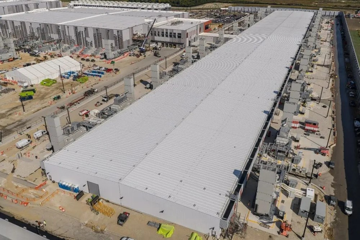 Microsoft rót 3,3 tỷ USD biến dự án ‘đắp chiếu’ của Foxconn thành trung tâm dữ liệu AI mạnh nhất thế giới