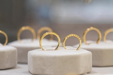 Tối 22/9: Giá vàng trong nước bật tăng mạnh khi thế giới vượt kỷ lục