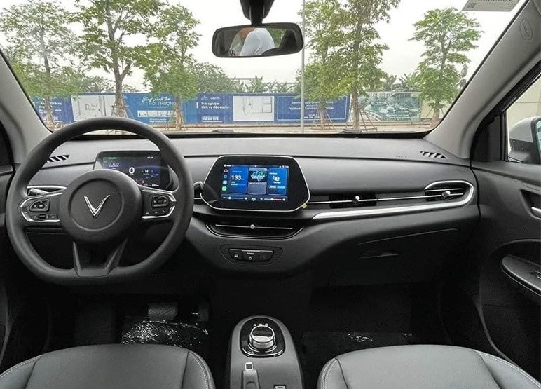 VinFast VF 5 ‘cỗ máy sinh lời’ cho dân dịch vụ, cựu kỹ sư mua xe về đã không ngại nói thẳng trải nghiệm thật, ‘vạch’ luôn chính sách về giá