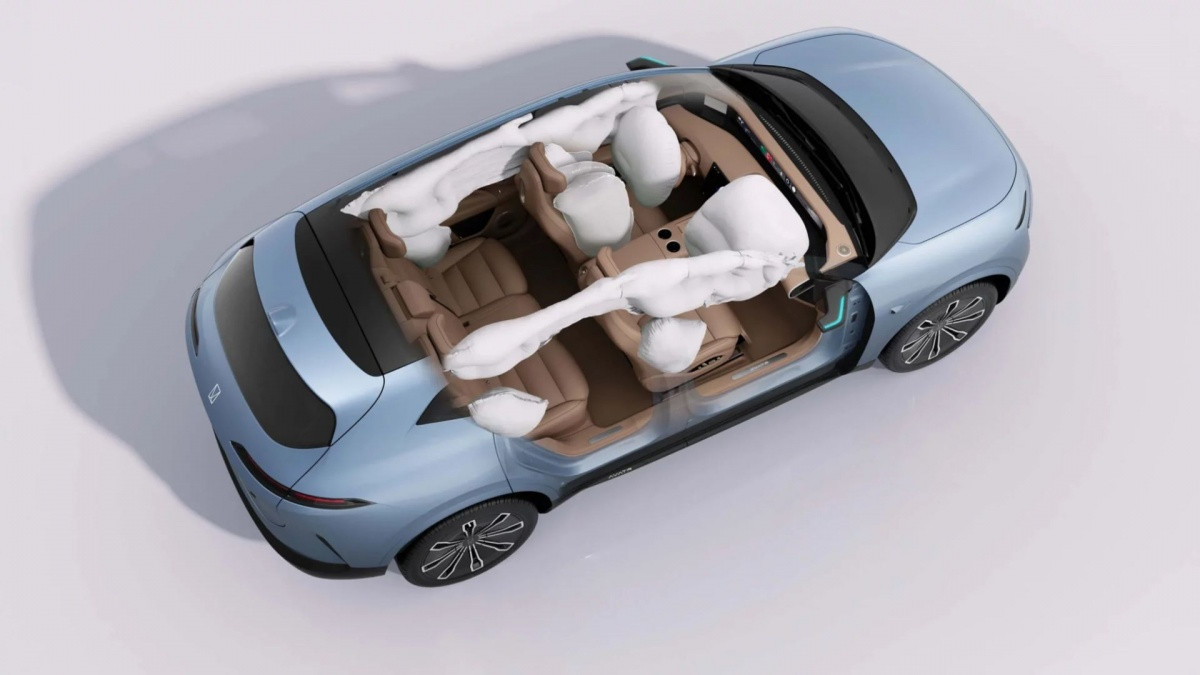 'Ông trùm' xe tải tại Việt Nam ra mắt mẫu SUV ngang cỡ Hyundai Santa Fe: thiết kế hiện đại, đi Hà Nội - Huế chỉ trong một lần sạc