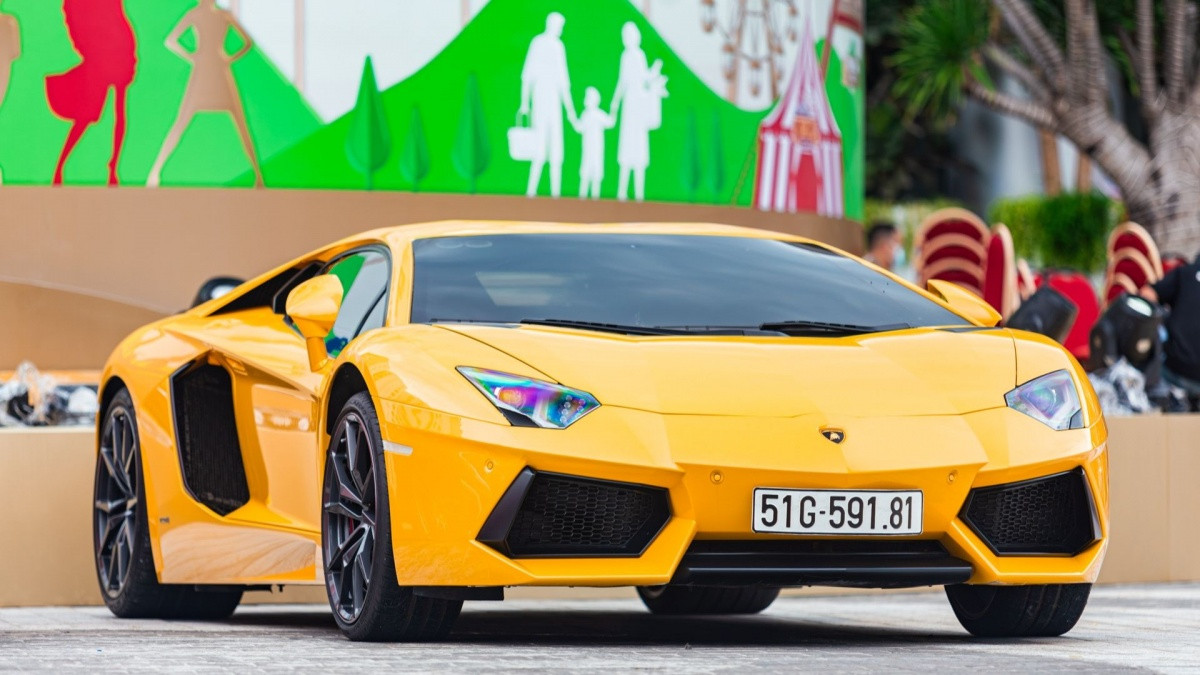 Lai lịch xe Lamborghini từng của tập đoàn Novaland rao bán, đi 13 năm lỗ 13 tỷ đồng: Từng thuộc sở hữu của ông Đặng Lê Nguyên Vũ