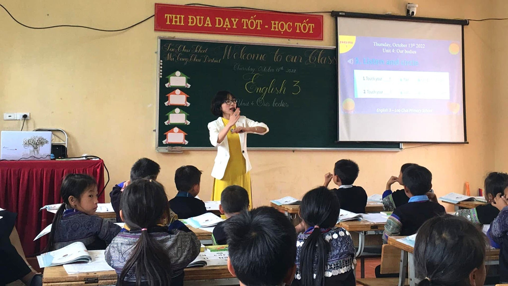 Từ nay, giáo viên dạy thêm giờ được hưởng lương gấp 1,5 lần, tối đa 200 tiết - ảnh 2