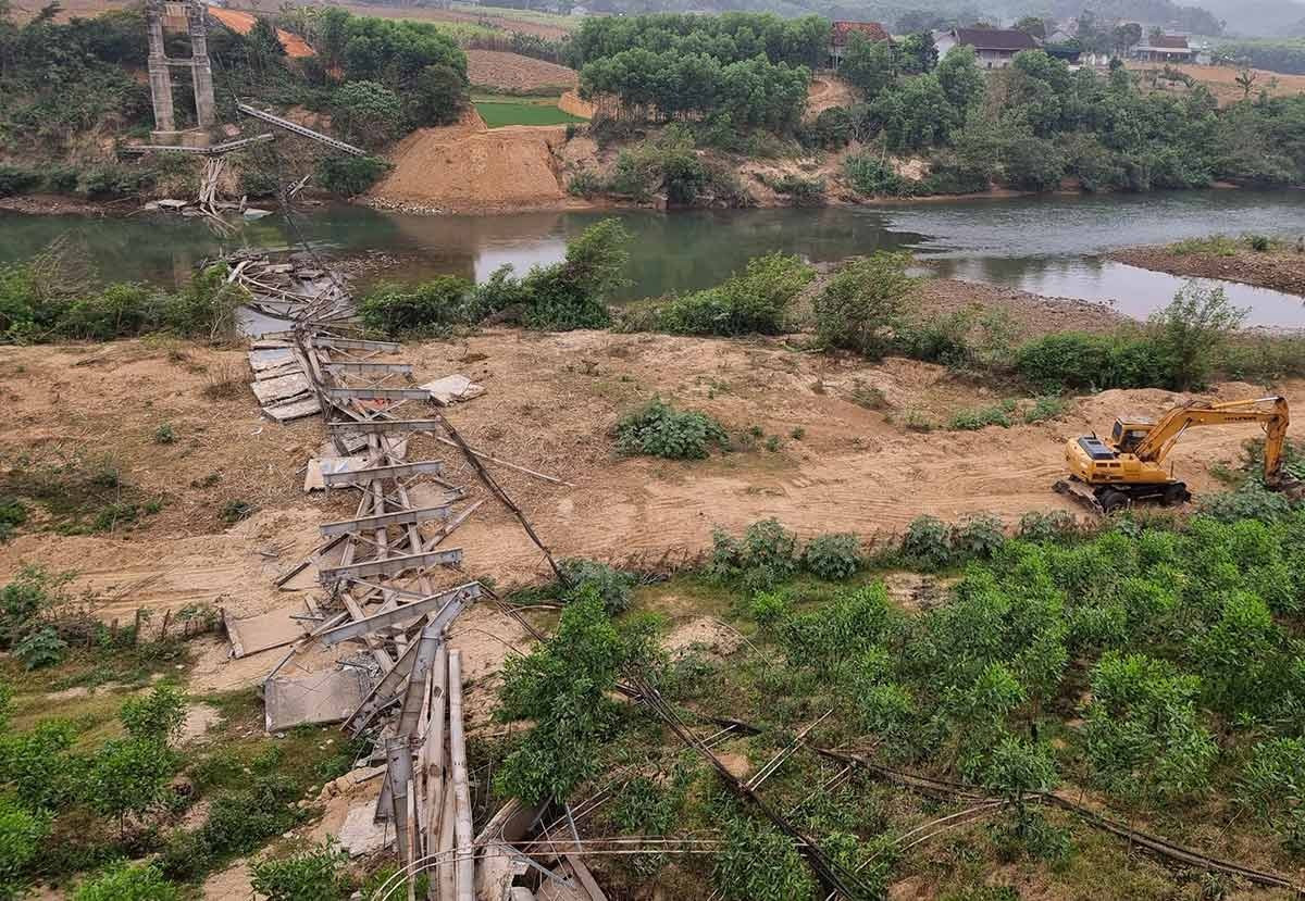 Hơn 400 hộ dân tại Nghệ An đón tin vui lớn khi sắp có cầu mới thay thế cầu treo bị đổ sập- Ảnh 2.