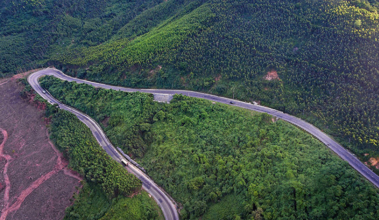 Chốt thời gian khởi công cao tốc gần 44.000 tỷ băng qua 2 con đèo hiểm trở chạy dọc tỉnh lớn thứ 2 Việt Nam- Ảnh 1.