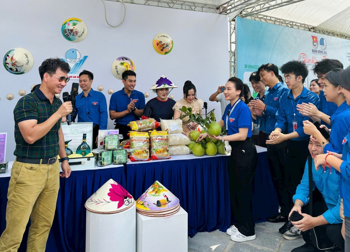 Hà Nội sẽ có gian hàng trên sàn thương mại Shopee