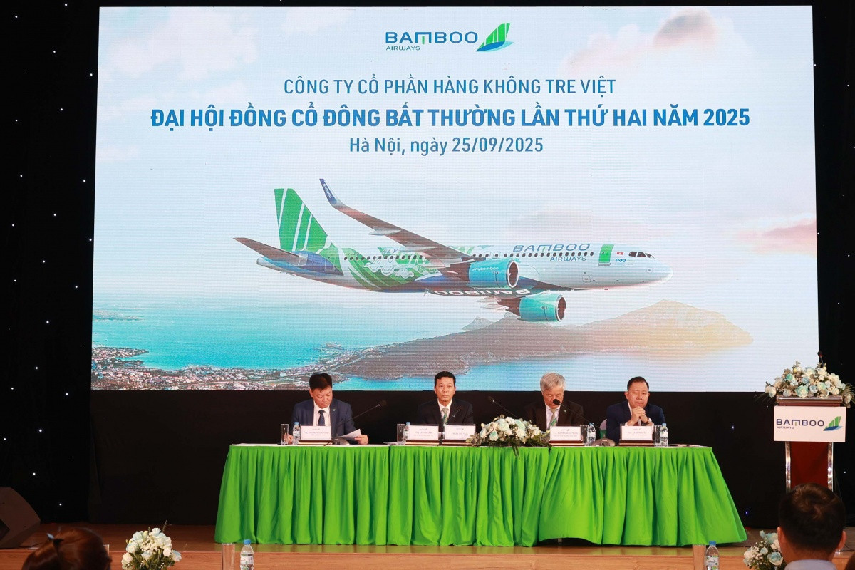 Tập đoàn <a style='text-decoration: none;' href='/FLC'>FLC</a> nhận lại quyền điều hành Bamboo Airways Tập đoàn <a style='text-decoration: none;' href='/FLC'>FLC</a> nhận lại quyền điều hành Bamboo Airways