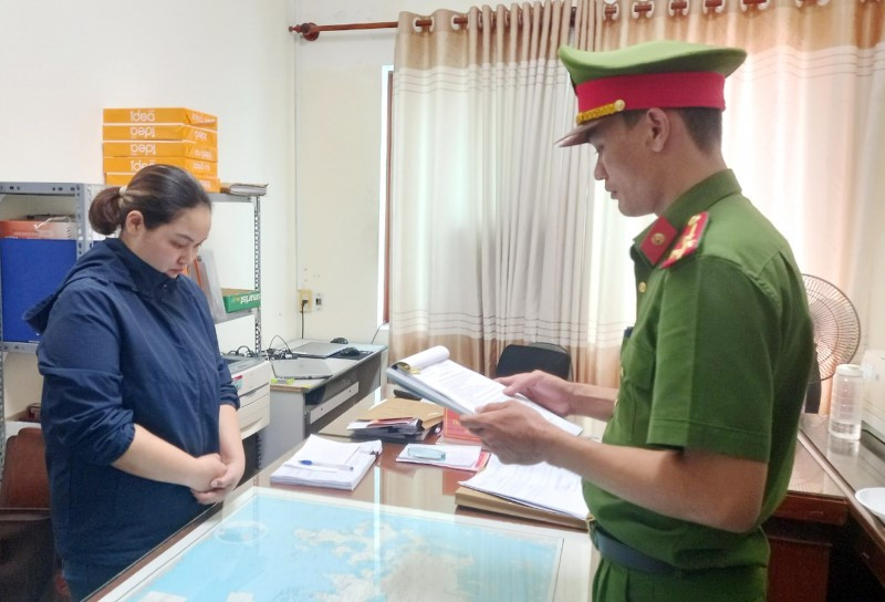 Tuyên phạt kế toán xã Nguyễn Thị Thu 16 năm tù - ảnh 2