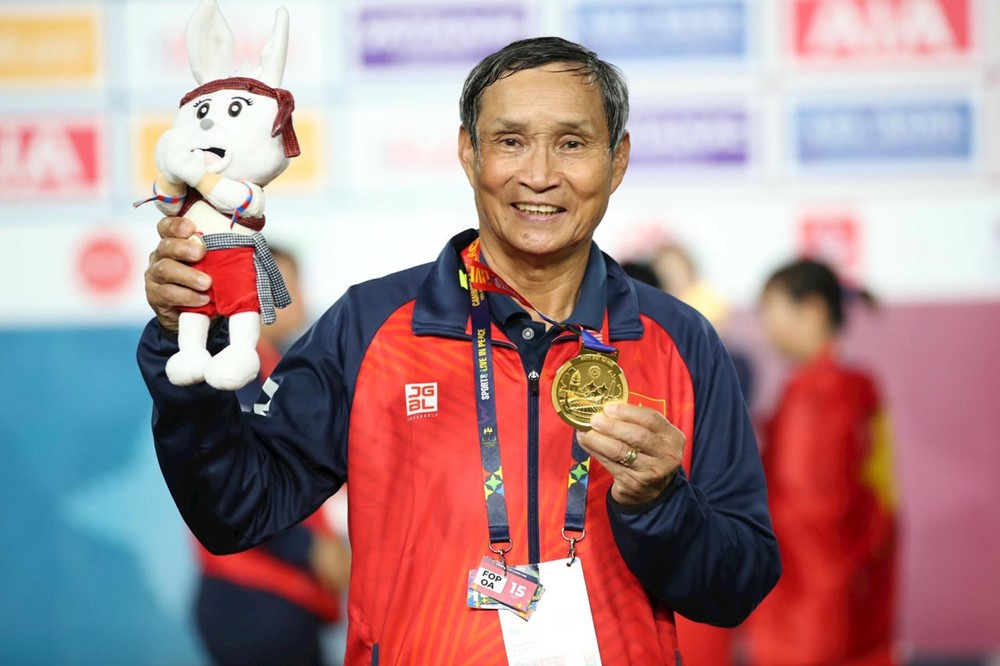 HLV U80 đầu tiên của bóng đá Việt Nam được nhận danh hiệu ‘Anh hùng Lao động’: Từng lập kỳ tích World Cup, khiến cả Đông Nam Á thán phục - ảnh 3