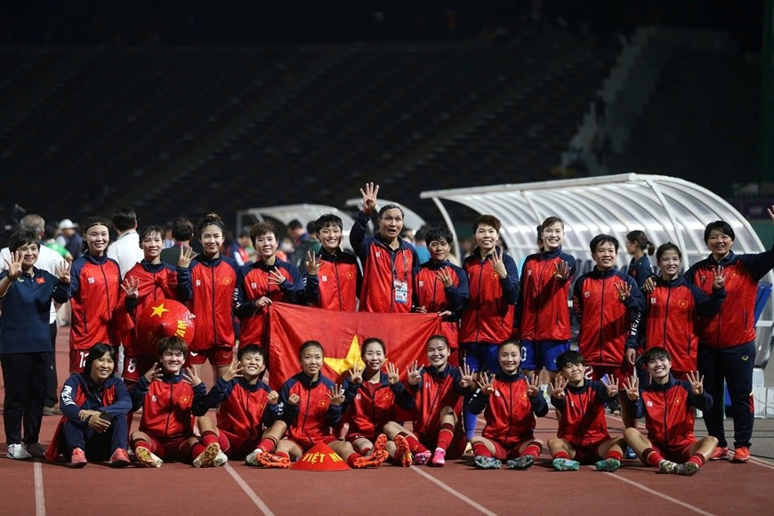 HLV U80 đầu tiên của bóng đá Việt Nam được nhận danh hiệu ‘Anh hùng Lao động’: Từng lập kỳ tích World Cup, khiến cả Đông Nam Á thán phục - ảnh 5