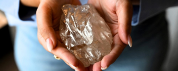 Định giá viên kim cương lớn thứ 2 thế giới