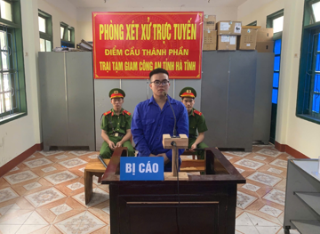 Sinh viên Trần Quang Huy lĩnh án 7 năm tù