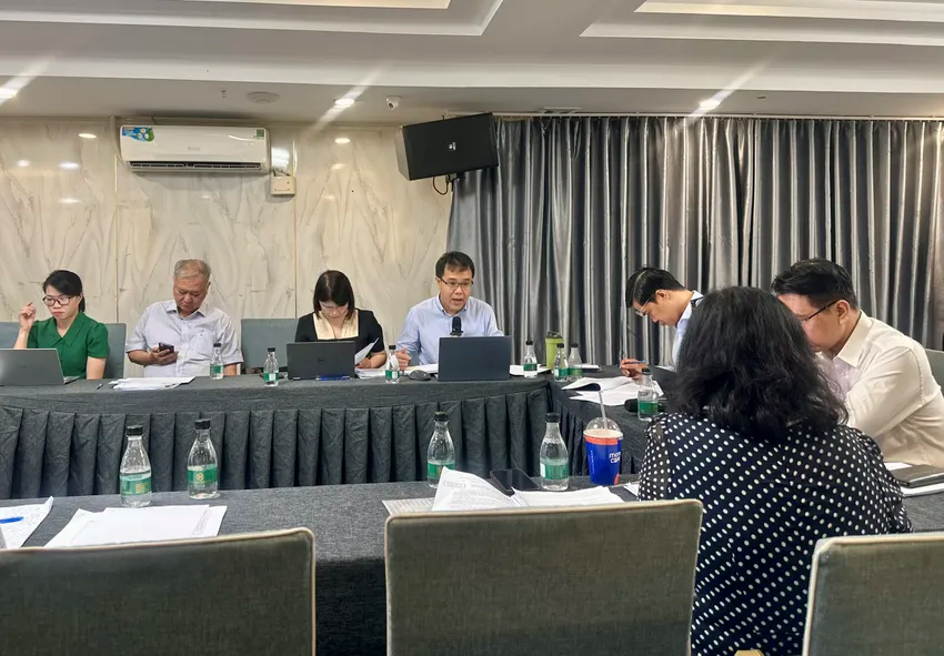 Đề xuất cộng điểm thi đua, nâng lương, thăng chức cho phụ nữ sinh đủ 2 con trước 35 tuổi - ảnh 1