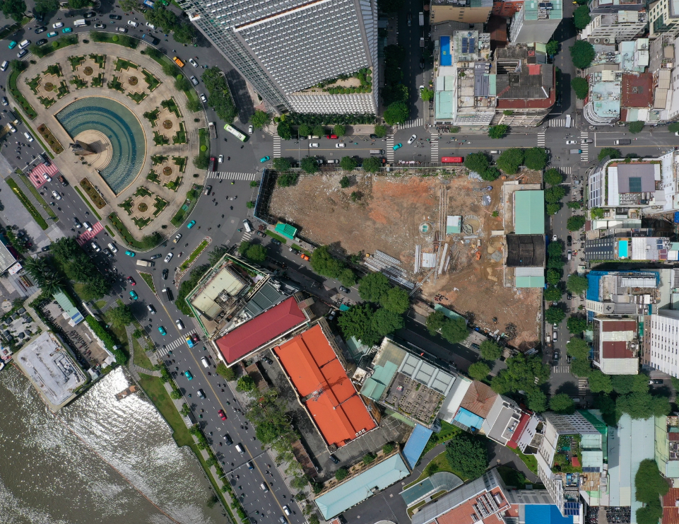 Khu đất kim cương 4 mặt tiền bỏ hoang 1 thập niên tại TP. HCM có diễn biến mới- Ảnh 1.