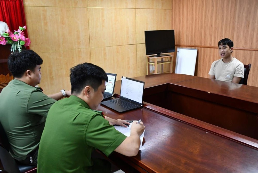 Đề nghị người từng chuyển tiền vào 8 số tài khoản tại Techcombank, VPBank, <a style='text-decoration: none;' href='/VIB'>VIB</a>, BIDV… khẩn trương trình báo công an - ảnh 2