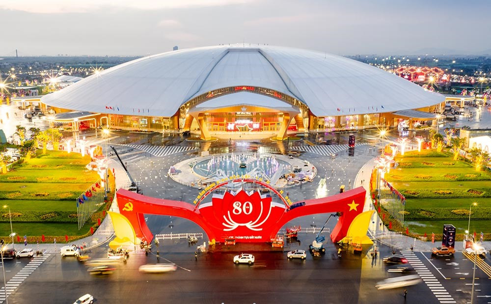 Thủ tướng Phạm Minh Chính yêu cầu tổ chức Hội chợ mùa Thu 2025 vào tháng sau - ảnh 1