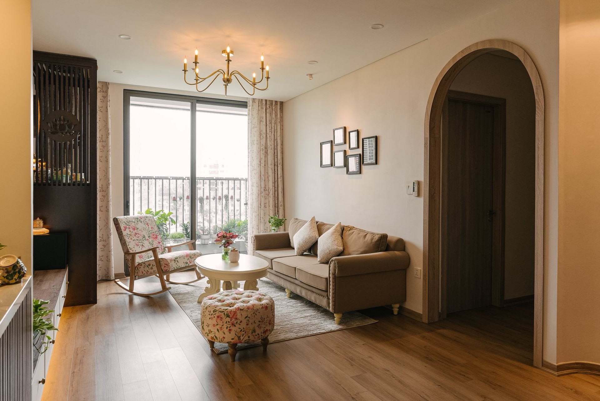 Căn hộ 90m2 phong cách farmhouse: Tổ ấm mộc mạc, đầy chất thơ giữa Hà Nội- Ảnh 1. Căn hộ 90m2 phong cách farmhouse: Tổ ấm mộc mạc, đầy chất thơ giữa Hà Nội- Ảnh 1.