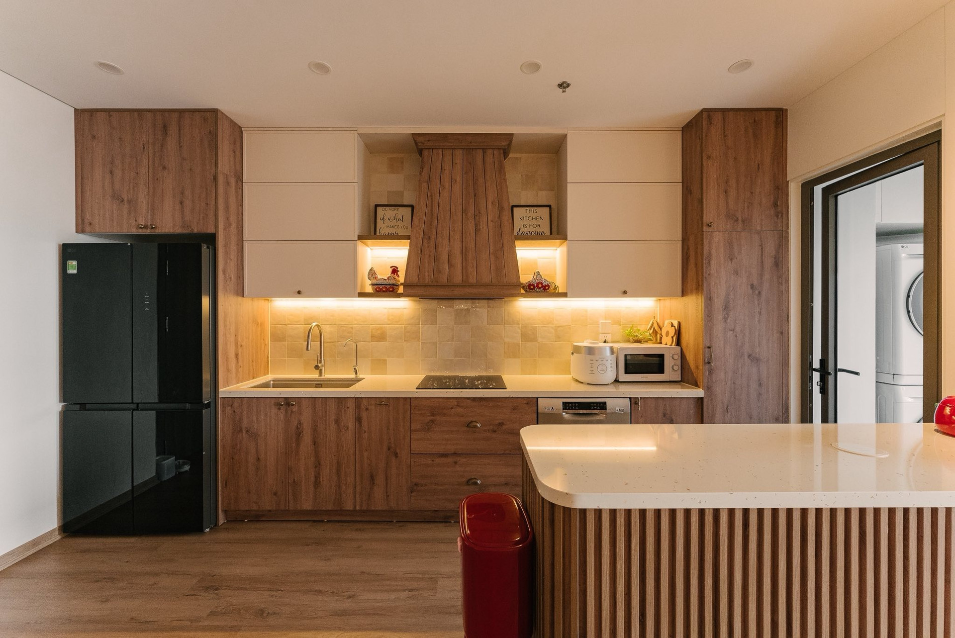 Căn hộ 90m2 phong cách farmhouse: Tổ ấm mộc mạc, đầy chất thơ giữa Hà Nội- Ảnh 6. Căn hộ 90m2 phong cách farmhouse: Tổ ấm mộc mạc, đầy chất thơ giữa Hà Nội- Ảnh 6.