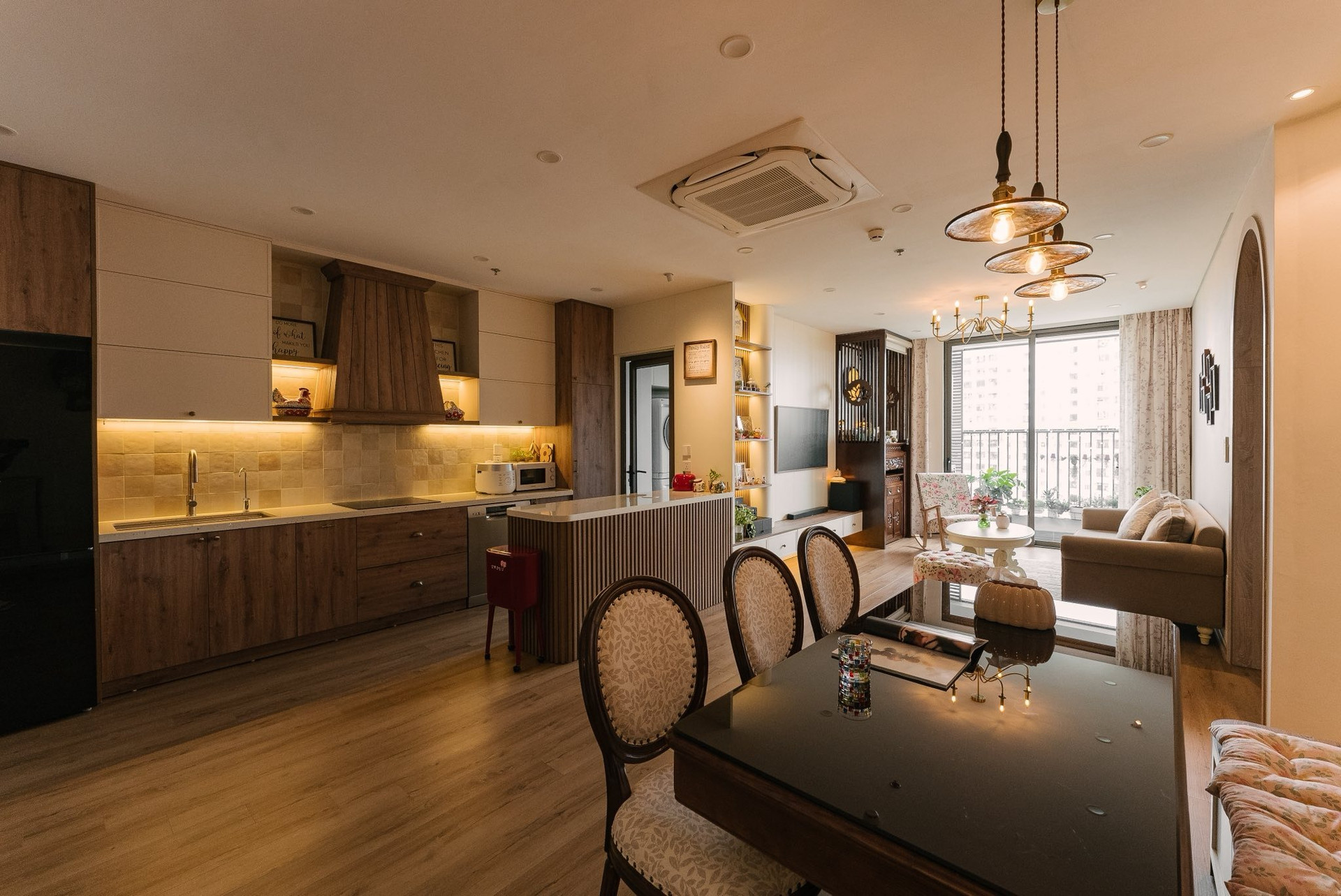 Căn hộ 90m2 phong cách farmhouse: Tổ ấm mộc mạc, đầy chất thơ giữa Hà Nội- Ảnh 7. Căn hộ 90m2 phong cách farmhouse: Tổ ấm mộc mạc, đầy chất thơ giữa Hà Nội- Ảnh 7.