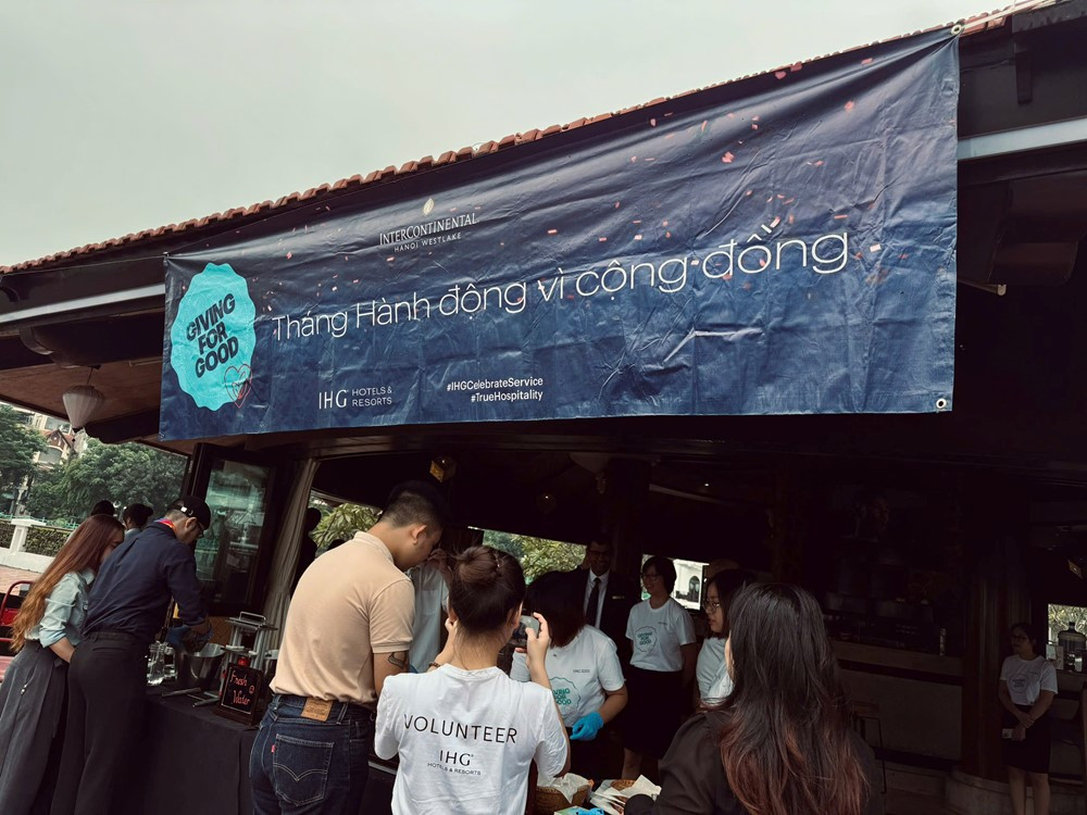 Phát động dự án tái chế bã cà phê thành bánh than thân thiện môi trường tại InterContinental Hanoi Westlake - ảnh 5