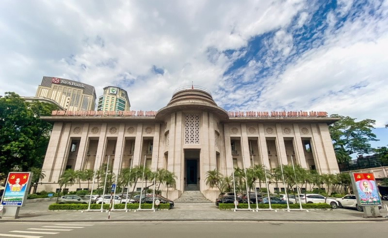 NHNN bơm ròng hơn 29.000 tỷ đồng sau 4 tuần hút vốn - ảnh 1