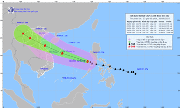 Thủ tướng yêu cầu chủ động ứng phó bão số 10 ở mức cao nhất