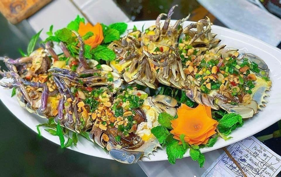 Hàng hiếm nằm sâu 2.000m dưới đáy biển, lên bàn tiệc giá 2,3 triệu/kg, được săn lùng hơn cả tôm hùm- Ảnh 1.