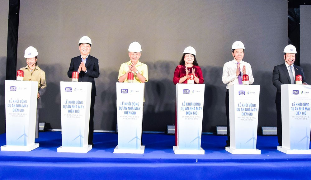 Khởi động cùng lúc 4 nhà máy điện gió gần 11.300 tỷ đồng của 2 ông lớn ngành năng lượng - ảnh 1