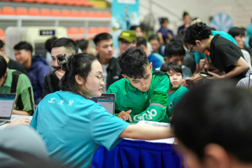 Hàng trăm người vừa quyết định ‘đầu quân’ cho Xanh SM